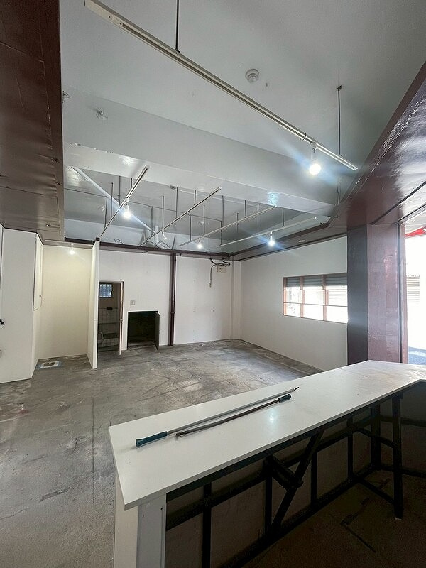 大阪市浪速区日本橋４丁目の店舗事務所の内装