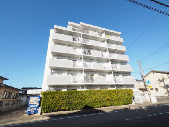 フローラルマンションの外観|外観は落ち着いています
