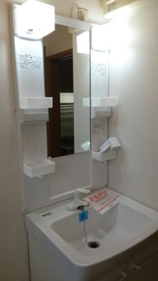 【洗面所】 | メイプルガーデン | スペースが確保できる洗面所です