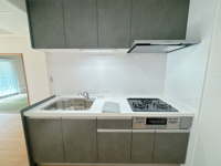 【キッチン】 | デュオ柏原8号棟☆仲介手数料無料☆