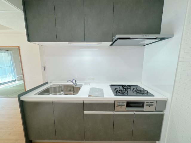 【キッチン】 | デュオ柏原8号棟☆仲介手数料無料☆