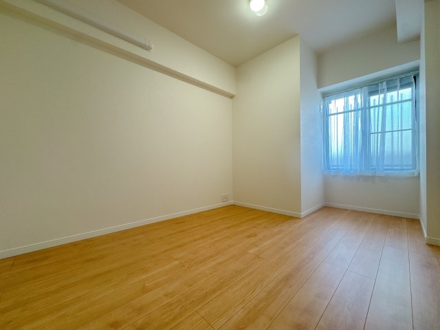 【洋室】 | デュオ柏原8号棟☆仲介手数料無料☆