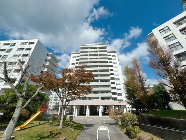 【外観】 | デュオ柏原8号棟☆仲介手数料無料☆