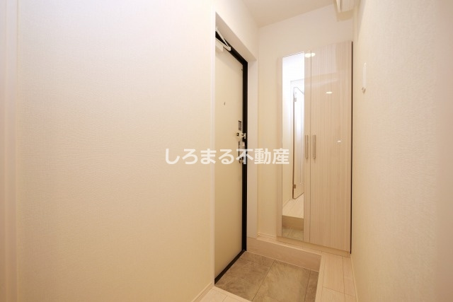 シャンティーハーバー九条の玄関