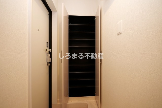 シャンティーハーバー九条の収納