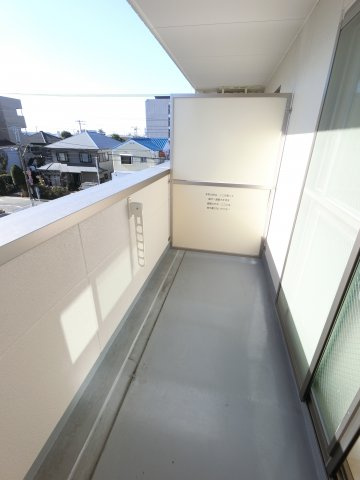 【バルコニー】