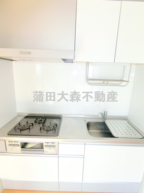 サンクレールのキッチン|3口ガスグリル付システムキッチン