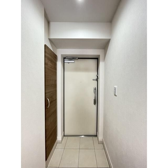 アルファコート常盤台３の玄関