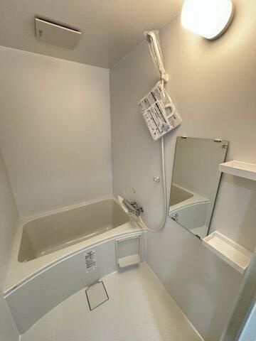 青葉町ハイツの浴室