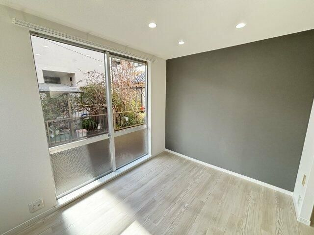 青葉町ハイツの居間・リビング