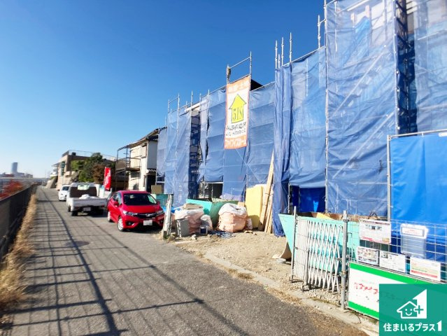 明石市朝霧南町　第2期　新築一戸建ての前面道路含む現地写真|周辺は落ち着いた街並みの住宅地！子育てがしやすい住環境です！まだ未完成ですが、現地でしかわからない事もございます。是非一度ご覧ください。