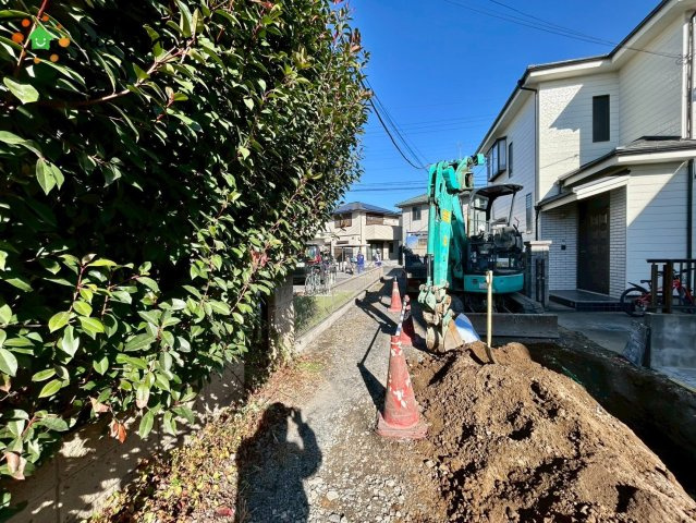 見沼区堀崎町579番　新築戸建　ハートフルタウンAの前面道路含む現地写真