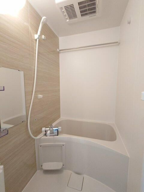 イースターリリー川口の浴室