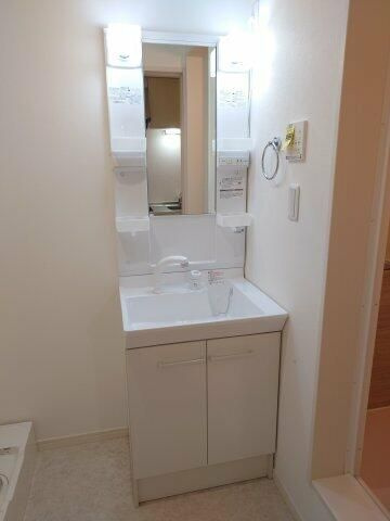 イースターリリー川口の洗面所