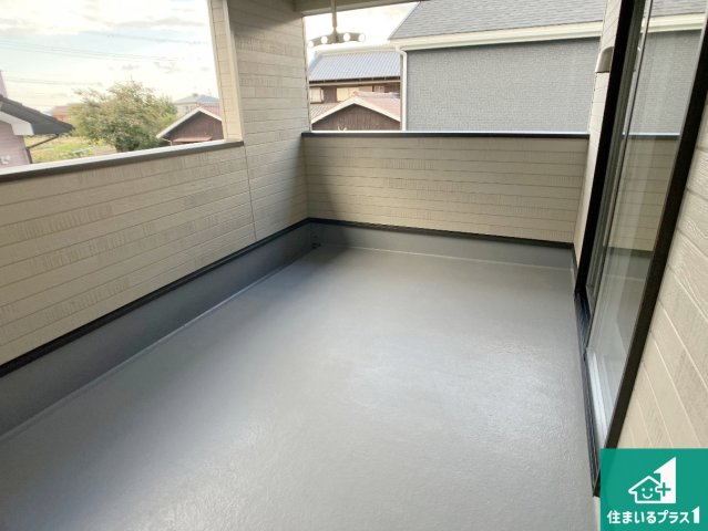 神戸市西区大沢　第1期　新築一戸建てのバルコニー|ワイドバルコニーは洗濯物を干すスペースが広いのでご家族が多くても安心！