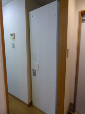 【玄関】 | ミレーユ・ステディア（短期滞在向けプランA） | 電気温水器