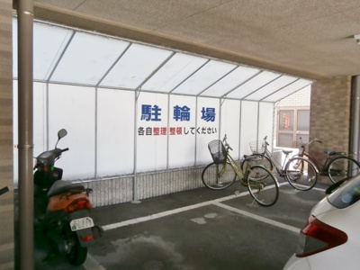 【その他共用部分】 | ミレーユ・ステディア（短期滞在向けプランA） | 屋根付き駐輪場。雨の日も安心！