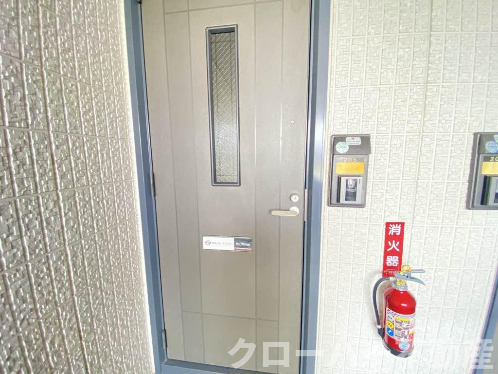 コスモタウン森岡Ⅱ A棟の玄関