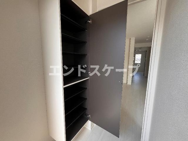 ヴァンヴェール・前橋Ⅴの収納|玄関シューズボックス
高崎、前橋のお部屋探しはエンドスケープまで！お客様の理想お聞かせ下さい♪