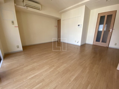 【居間・リビング】 | ルーセントオーデン難波 | ルーセントオーデン難波　洋室