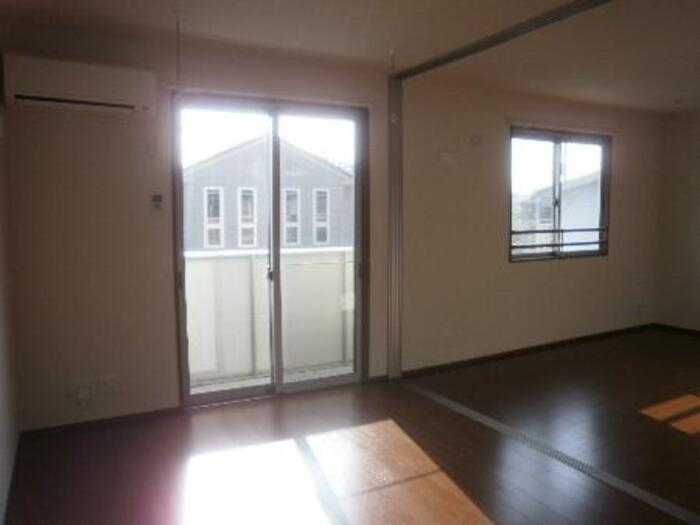 シャルメゾン　Ａ棟の居間・リビング