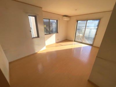 【居間・リビング】 | 真岡市東光寺4LDK中古住宅