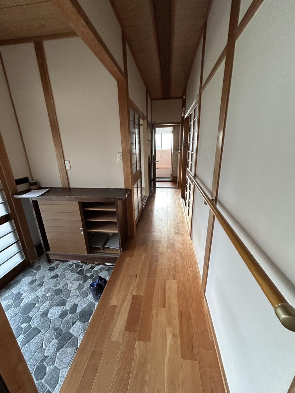 【No.7392】国府町新通り2丁目中古住宅/4DK/マルイ国府店徒歩9分の玄関