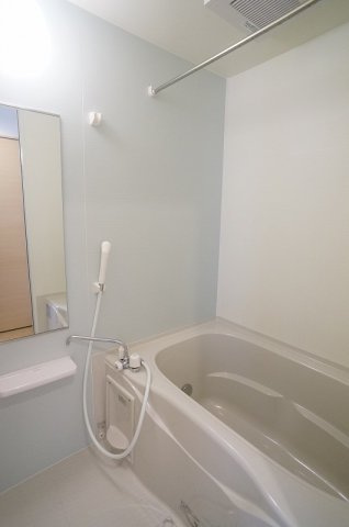 ル・レーヴⅠの浴室|ゆったり過ごせるお風呂です