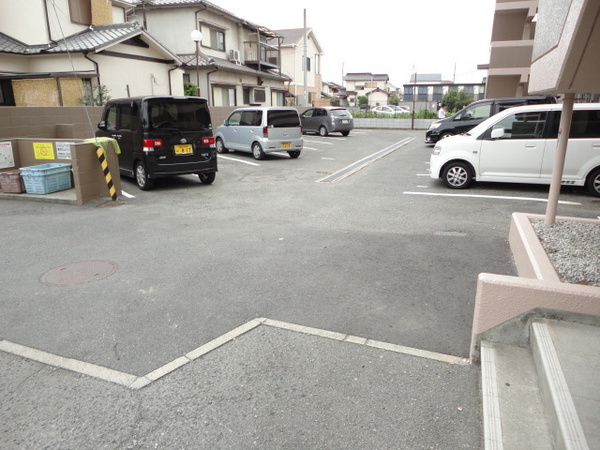 シャルムアナダの駐車場