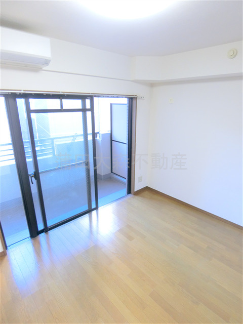 蒲田駅近分譲賃貸マンションの居間・リビング