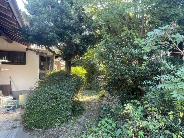 福岡市早良区大字西油山　売り土地の周辺