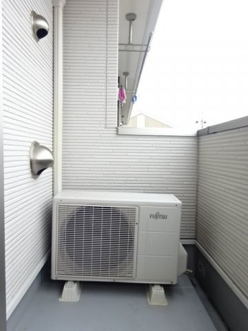 ドゥ　ボヌールのバルコニー|開放的で明るい空間を演出してくれるバルコニーです