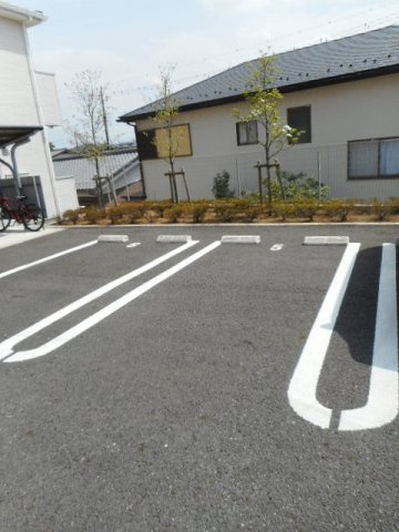 ドゥ　ボヌールの駐車場|駐車場完備です