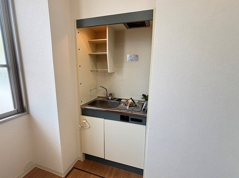 栗東市綣４丁目の店舗事務所のキッチン
