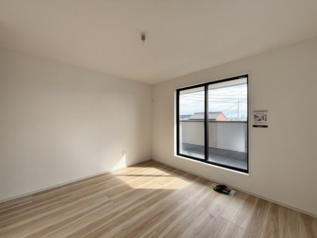 【洋室】 | 上小鳥町2期3号棟