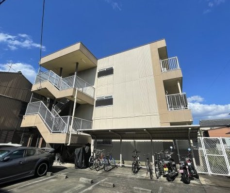 ニシムラハイツの外観