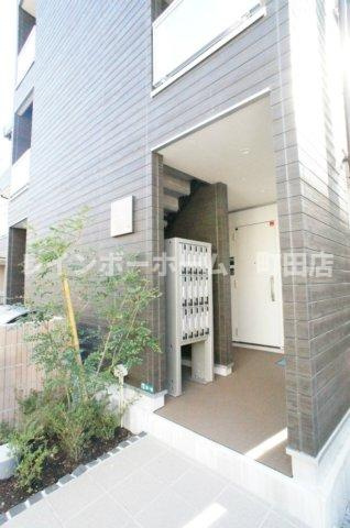 リブリ・シャルマンパル※初期費用分割あと払いサービス利用可能物件のエントランス