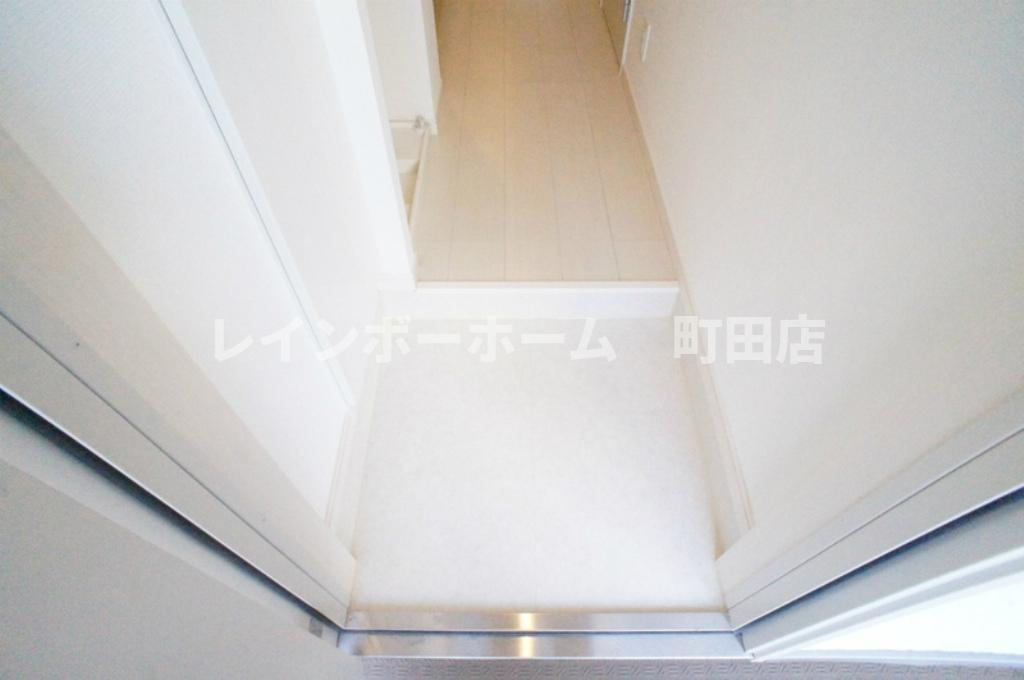 リブリ・シャルマンパル※初期費用分割あと払いサービス利用可能物件の玄関