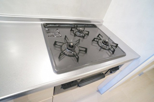 ぽわんのその他|3口コンロ付き