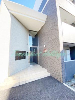 【エントランス】 | ユトリナ湘南 B | 毎日通るエントランスはこのようになっています