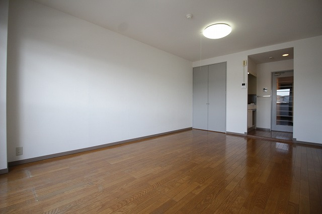 グランブルーアクアの洋室|※現況優先