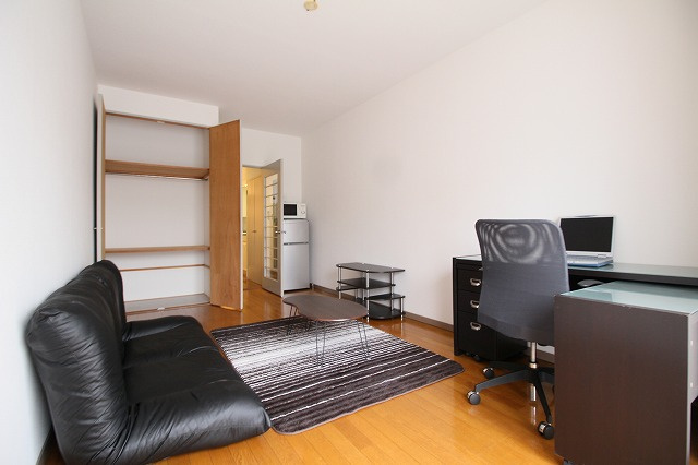 グランブルーアクアの居間・リビング|使いやすい居間です
※現況優先