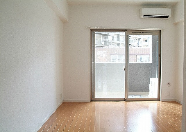 エンクレスト博多Ⅲの居間・リビング|おしゃれな居間です