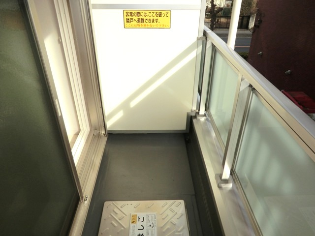 リブリ・ロッソのバルコニー|★洗濯物がよく乾く、風通し良好のバルコニーです。★