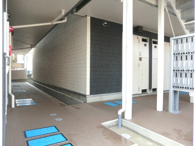 リブリ・ロッソのエントランス|★建物エントランスの画像です。★