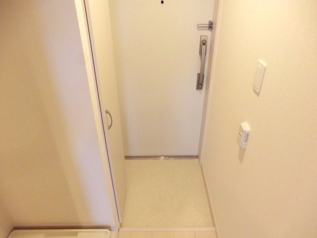 リブリ・ロッソの玄関|★玄関スペースの画像です。★