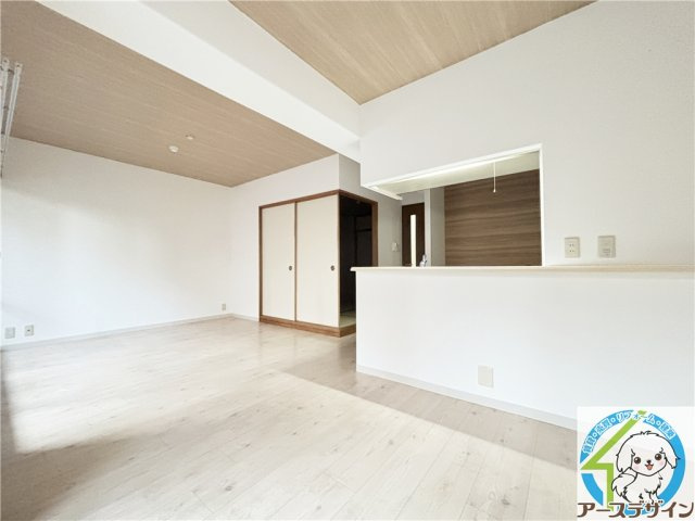 グレーシィ加古川アネックスの居間・リビング