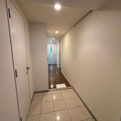 【玄関】 | Park Axis豊洲（パークアクシス豊洲）