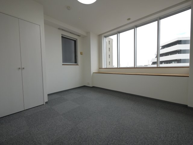 渡辺ビルの居間・リビング