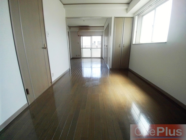 ミロード・ドゥ・メゾンの洋室